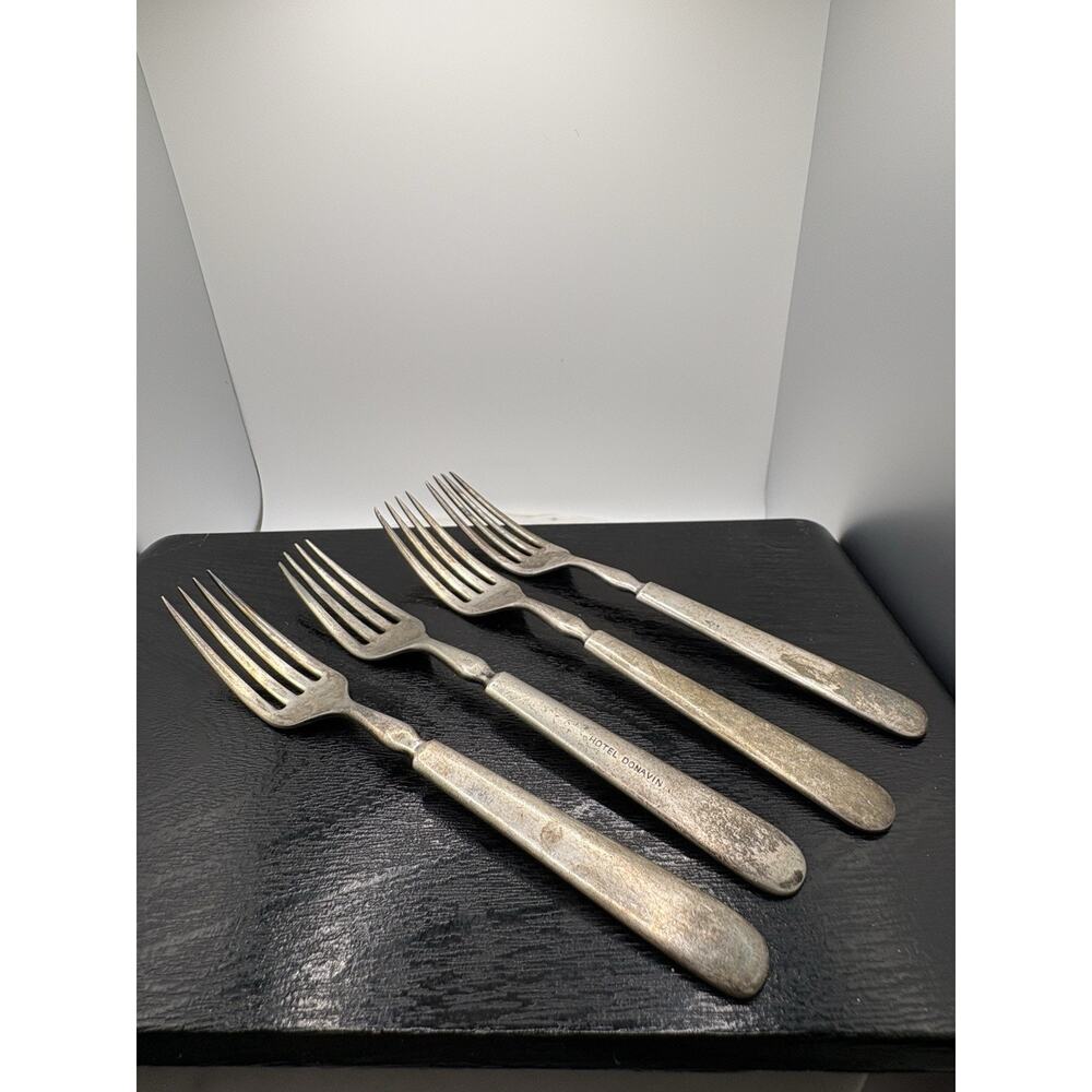 Vintage 1847 Rogers Bros WINDSOR PATTERN SOLID FORK SilverPlate Set of 10